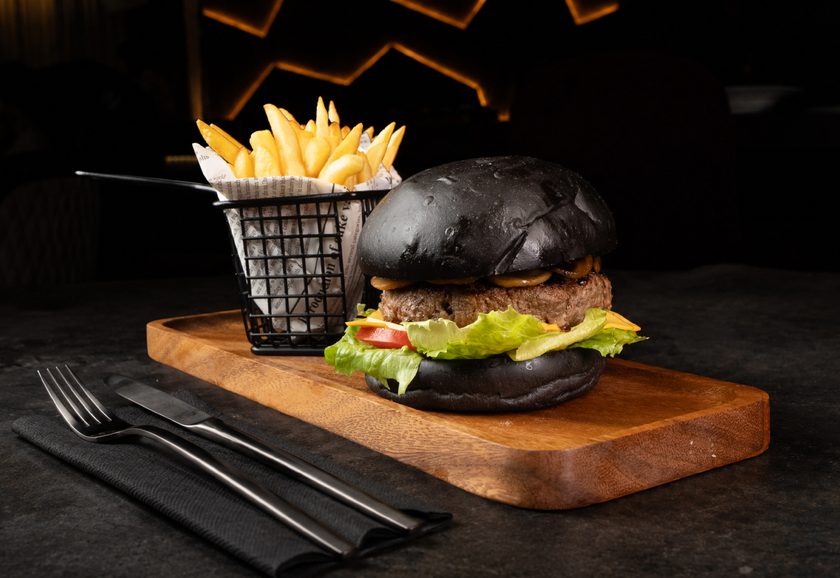 Vesna Black Burger